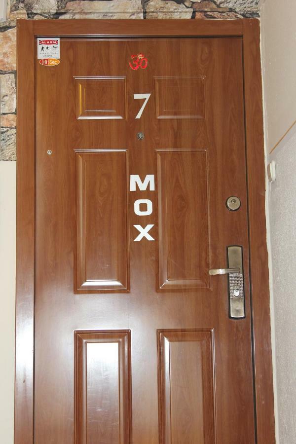 Mox Downtown Apartman Debrecín Exteriér fotografie